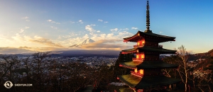 Au Japon, les artistes de la Shen Yun New York Company ont fait tout leur possible non seulement sur scène, mais aussi avec leurs appareils photos. Nous avons décidé que ces photos méritaient une collection spéciale.