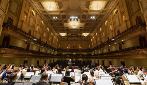 Vue du Boston Symphony Hall lors d'une répétition avec la soprano Haolan Geng.